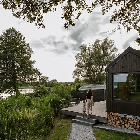 Mini Lake House - Domek Nad Samym Jeziorem Rentyny